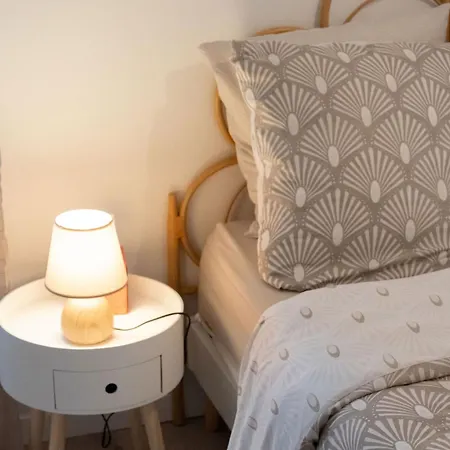 3 Etoiles Pour 4 Personnes * Bordeaux